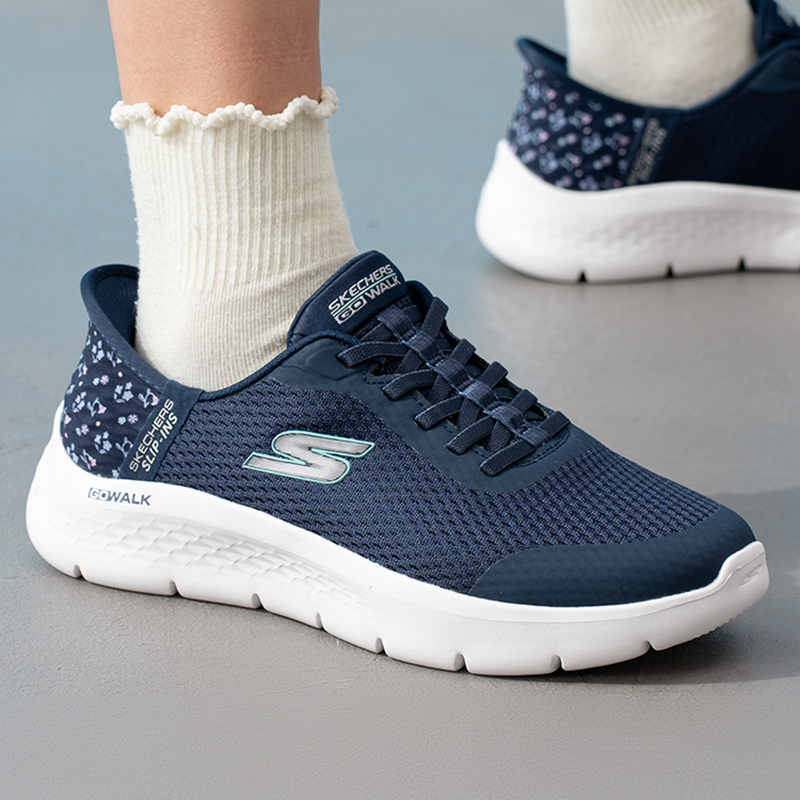Women Shoes Skechers - Skechers 125525-NVY Women Slip Ins Hands
