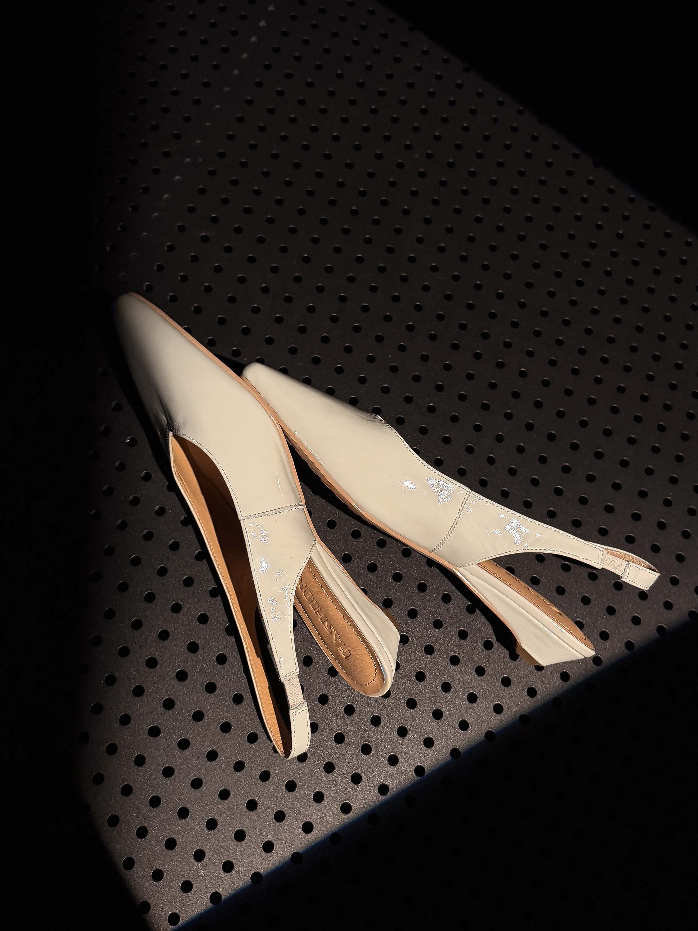 Lenkisen 2026cow Leather Sling - đánh giá và giá Women Shoes Brand